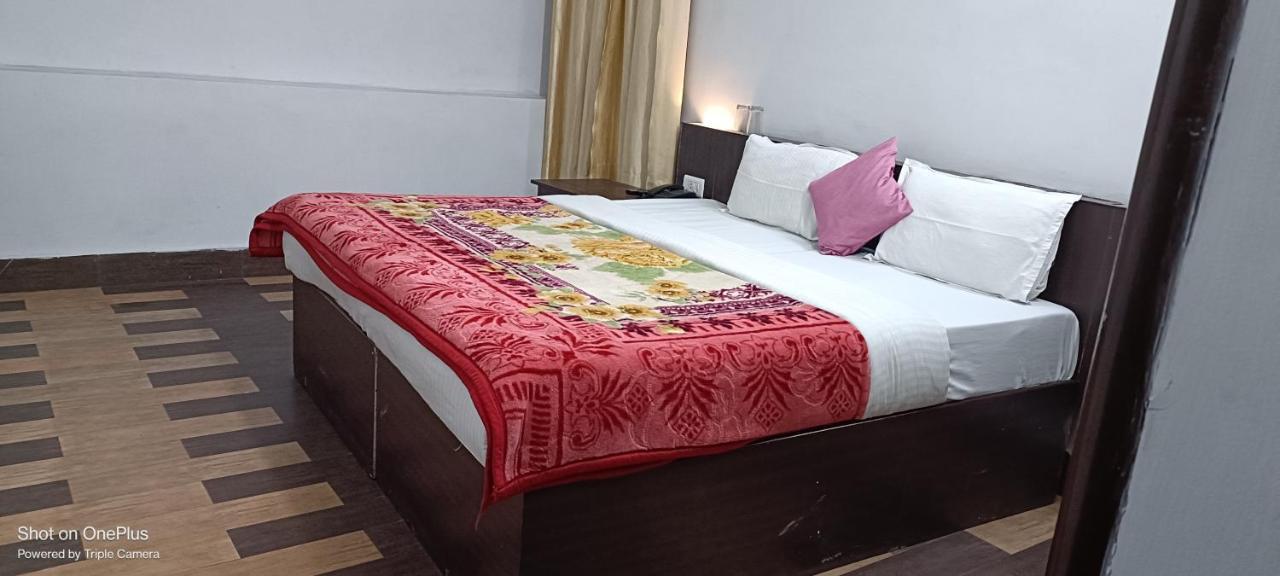 Hotel Devoy Inn By Namastexplorer Tapovan Rishikesh Room photo